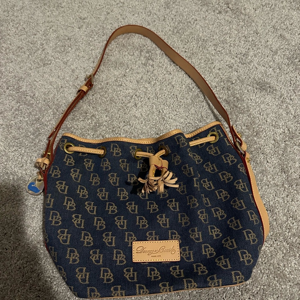 Dooney & Bourke bag